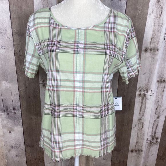 SUSINA Women's Frayed Hem Short Sleeve Top - Picture 2 of 9